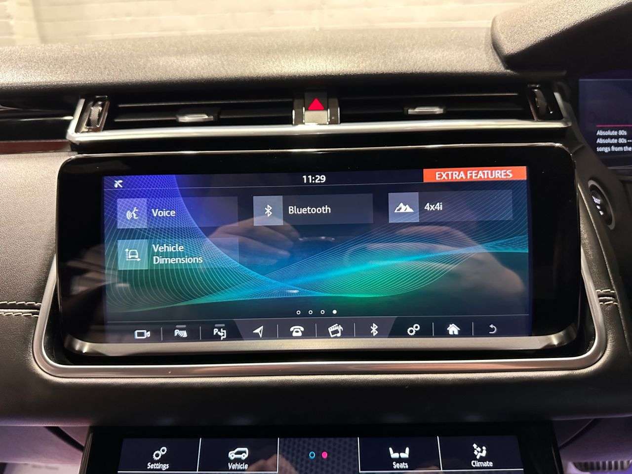 2019 LAND ROVER RANGE ROVER VELAR 2019 LAND ROVER RANGE ROVER VELAR