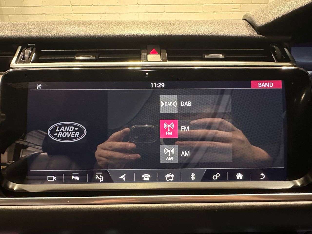 2019 LAND ROVER RANGE ROVER VELAR 2019 LAND ROVER RANGE ROVER VELAR