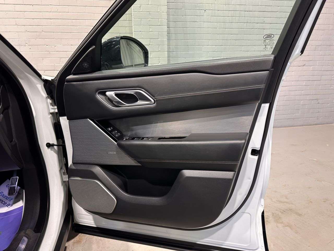 2019 LAND ROVER RANGE ROVER VELAR 2019 LAND ROVER RANGE ROVER VELAR