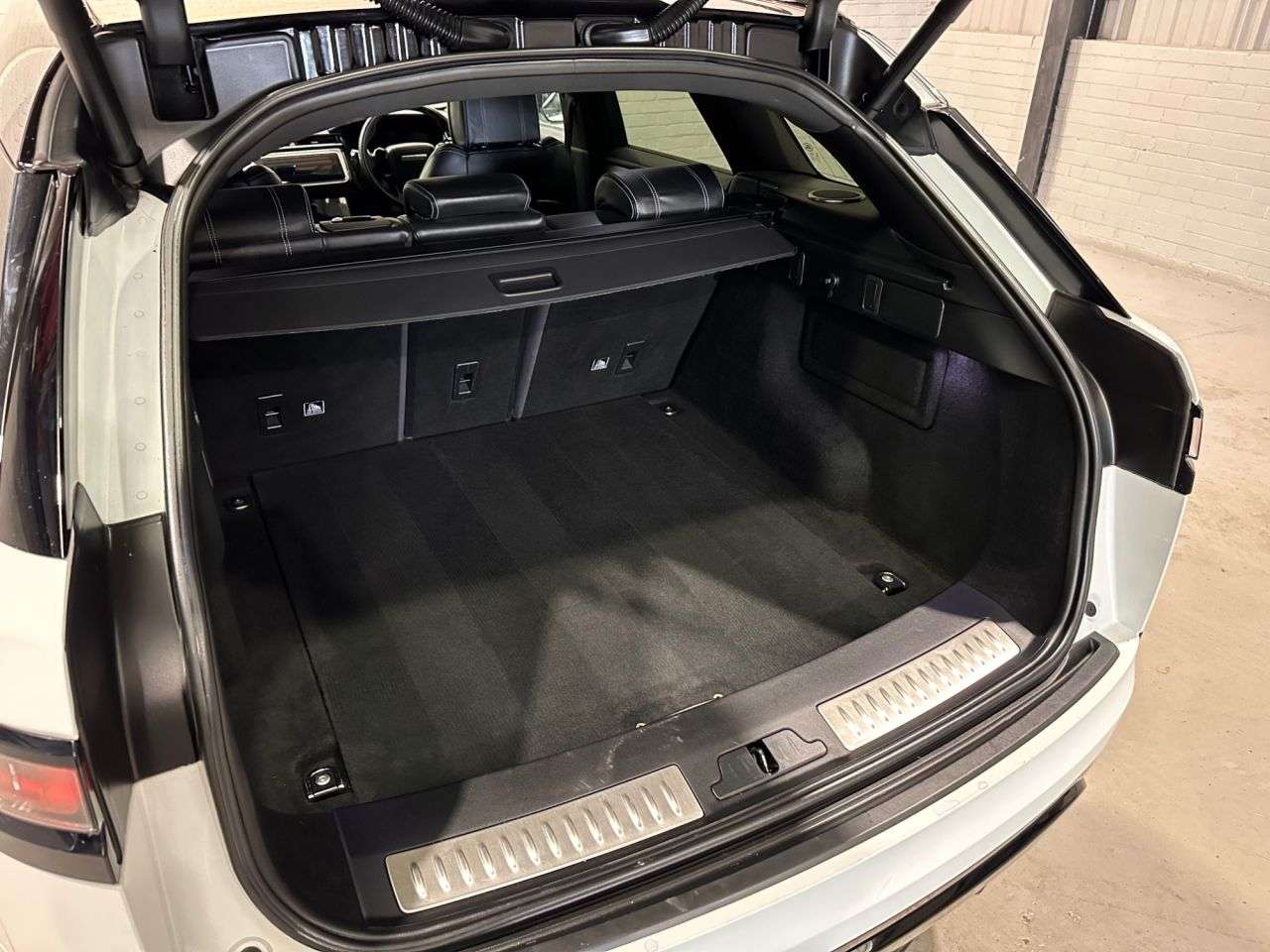 2019 LAND ROVER RANGE ROVER VELAR 2019 LAND ROVER RANGE ROVER VELAR