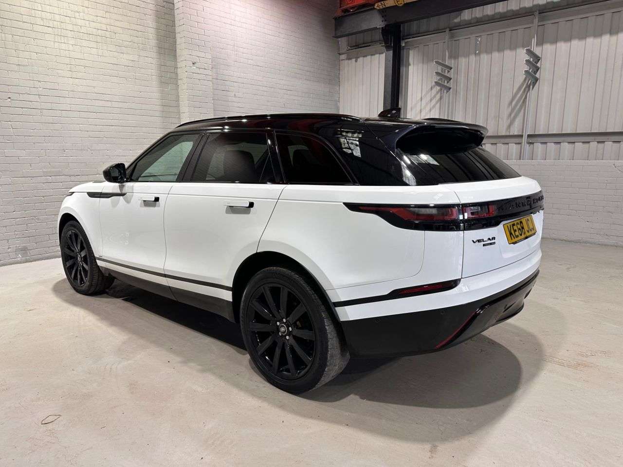 2019 LAND ROVER RANGE ROVER VELAR 2019 LAND ROVER RANGE ROVER VELAR