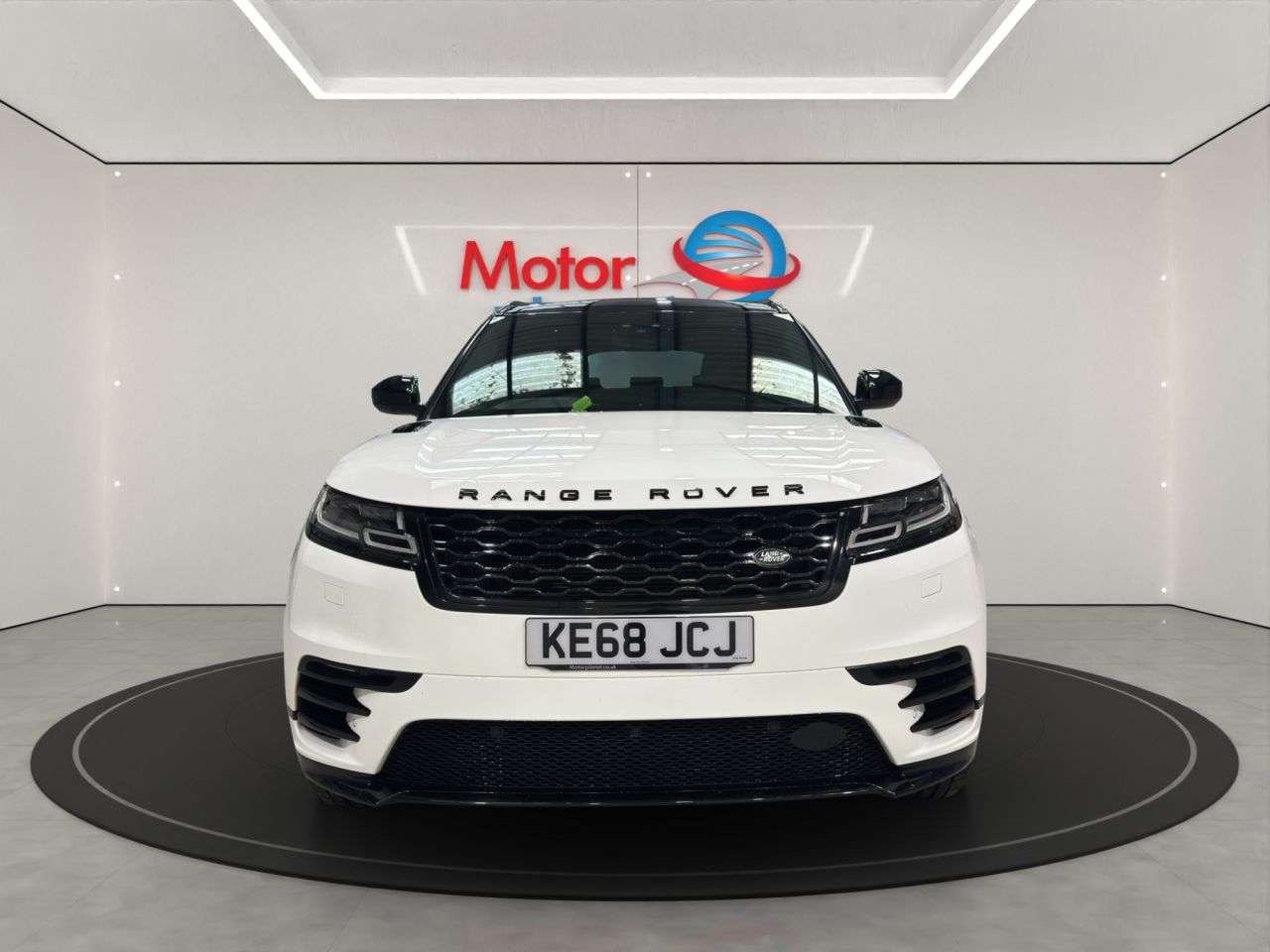A 2019 LAND ROVER RANGE ROVER VELAR 2.0 P250 R-Dynamic HSE SUV 5dr Petrol Auto 4WD Euro 6 (s/s) (250 ps) A 2019 LAND ROVER RANGE ROVER VELAR 2.0 P250 R-Dynamic HSE SUV 5dr Petrol Auto 4WD Euro 6 (s/s) (250 ps)
