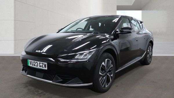 A 2023 KIA EV6 77.4kWh Air Hatchback 5dr Electric Auto (225 bhp) A 2023 KIA EV6 77.4kWh Air Hatchback 5dr Electric Auto (225 bhp)