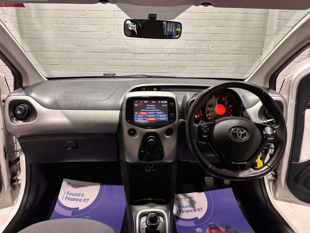 2016 TOYOTA AYGO 2016 TOYOTA AYGO