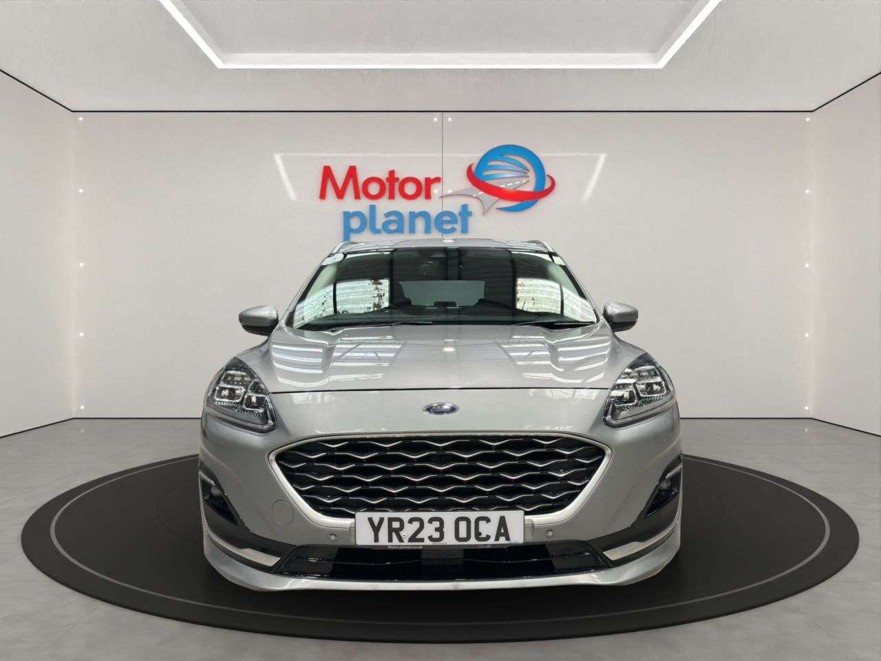 A 2023 FORD KUGA 2.5 Duratec 14.4kWh Vignale SUV 5dr Petrol Plug-in Hybrid CVT Euro 6 (s/s) A 2023 FORD KUGA 2.5 Duratec 14.4kWh Vignale SUV 5dr Petrol Plug-in Hybrid CVT Euro 6 (s/s)