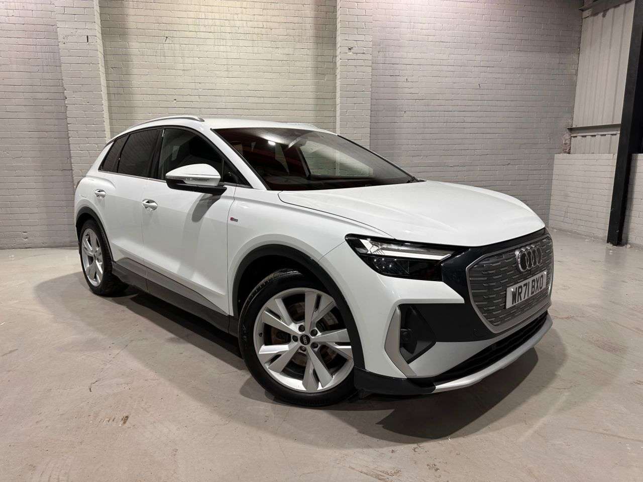 A 2021 AUDI Q4 E-TRON 40 S line SUV 5dr Electric Auto 82kWh (204 ps) A 2021 AUDI Q4 E-TRON 40 S line SUV 5dr Electric Auto 82kWh (204 ps)