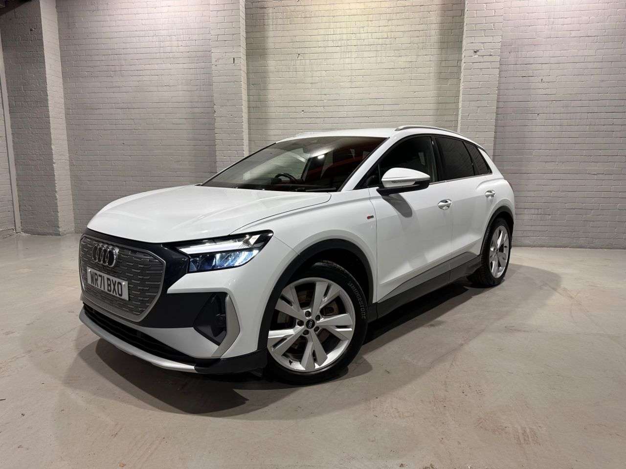A 2021 AUDI Q4 E-TRON 40 S line SUV 5dr Electric Auto 82kWh (204 ps) A 2021 AUDI Q4 E-TRON 40 S line SUV 5dr Electric Auto 82kWh (204 ps)