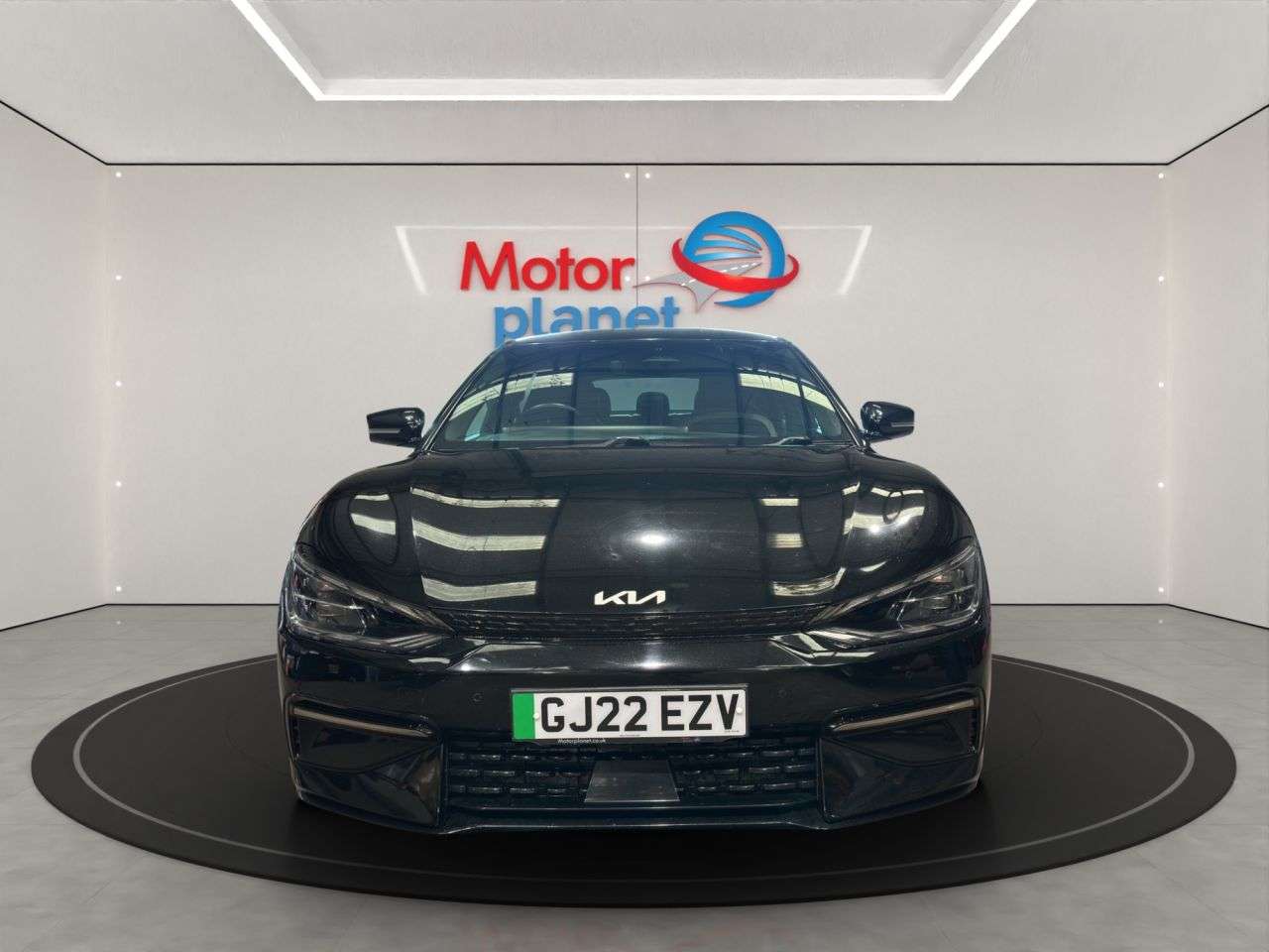 A 2022 KIA EV6 77.4kWh GT-Line Hatchback 5dr Electric Auto AWD (320 bhp) A 2022 KIA EV6 77.4kWh GT-Line Hatchback 5dr Electric Auto AWD (320 bhp)