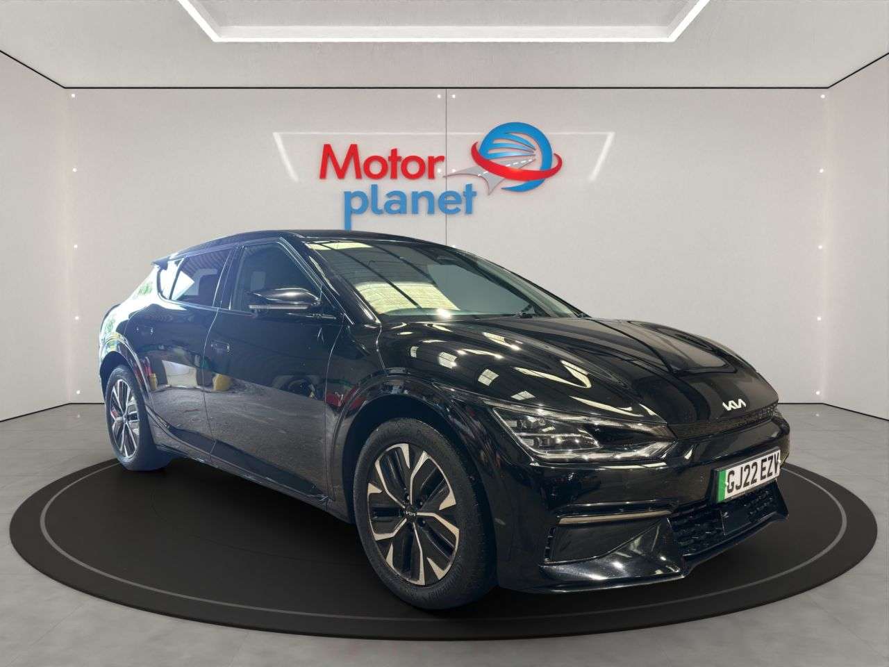A 2022 KIA EV6 77.4kWh GT-Line Hatchback 5dr Electric Auto AWD (320 bhp) A 2022 KIA EV6 77.4kWh GT-Line Hatchback 5dr Electric Auto AWD (320 bhp)