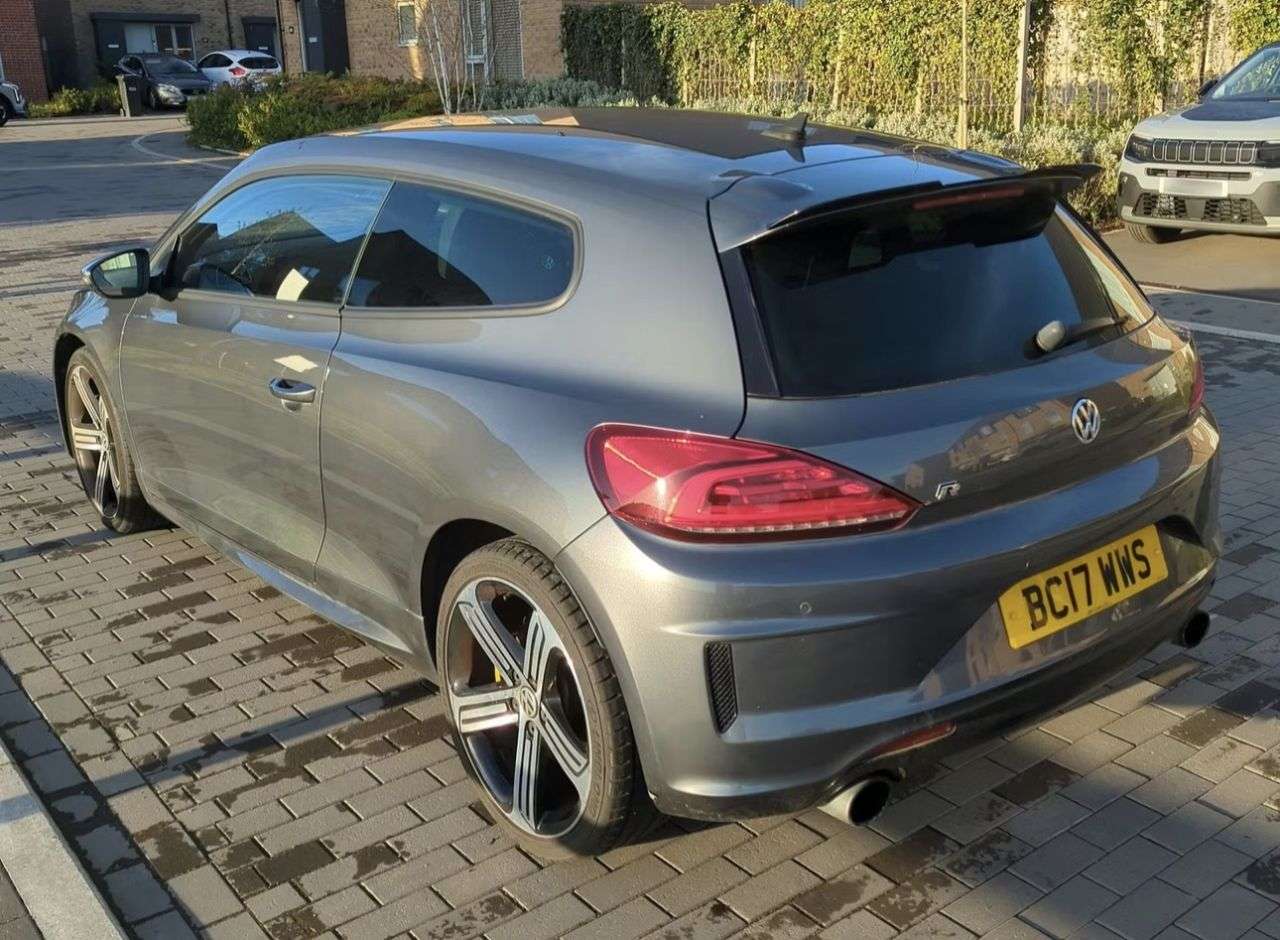 A 2017 VOLKSWAGEN SCIROCCO 2.0 TSI R Hatchback 3dr Petrol DSG Euro 6 (s/s) (280 ps) A 2017 VOLKSWAGEN SCIROCCO 2.0 TSI R Hatchback 3dr Petrol DSG Euro 6 (s/s) (280 ps)