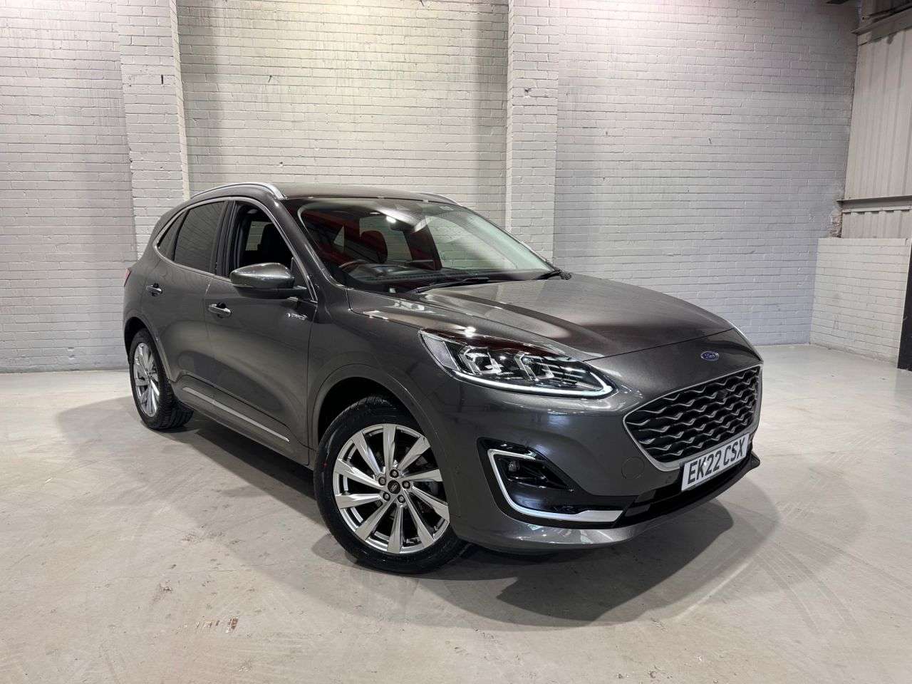A 2022 FORD KUGA 2.5 Duratec 14.4kWh Vignale SUV 5dr Petrol Plug-in Hybrid CVT Euro 6 (s/s) A 2022 FORD KUGA 2.5 Duratec 14.4kWh Vignale SUV 5dr Petrol Plug-in Hybrid CVT Euro 6 (s/s)