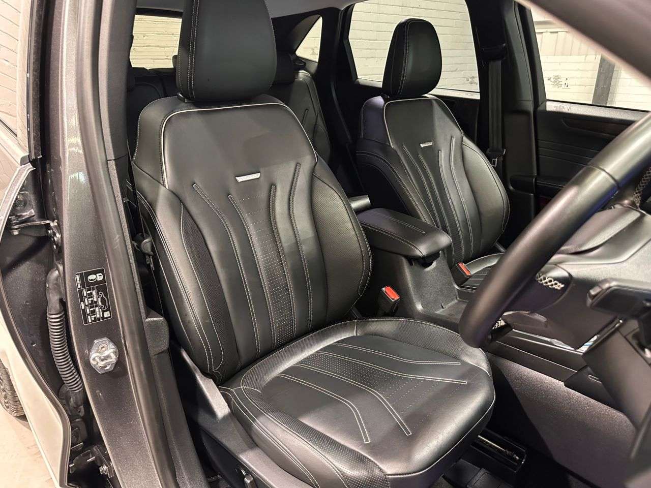 2022 FORD KUGA 2022 FORD KUGA