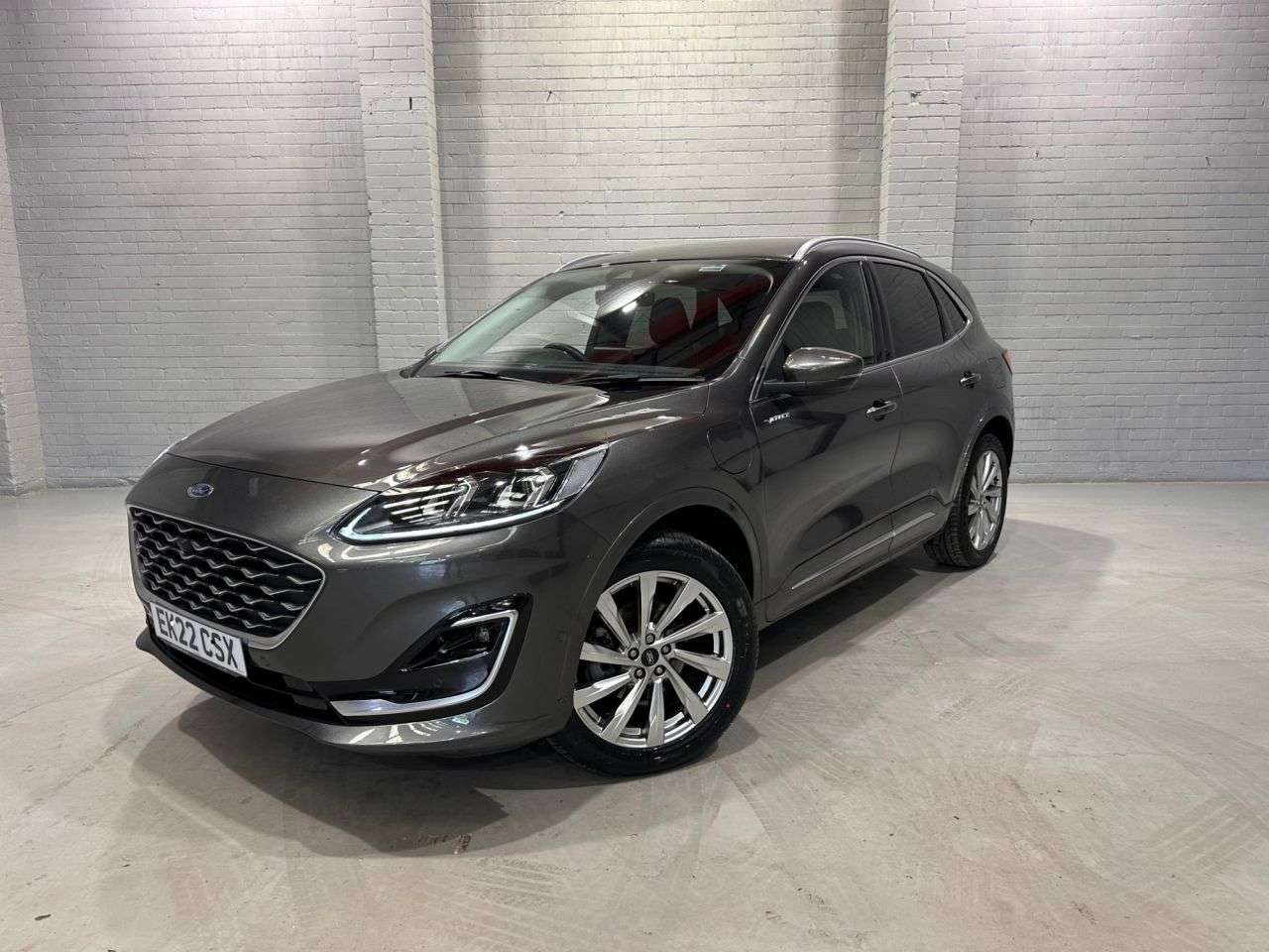 A 2022 FORD KUGA 2.5 Duratec 14.4kWh Vignale SUV 5dr Petrol Plug-in Hybrid CVT Euro 6 (s/s) A 2022 FORD KUGA 2.5 Duratec 14.4kWh Vignale SUV 5dr Petrol Plug-in Hybrid CVT Euro 6 (s/s)