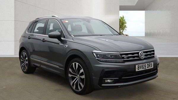 A 2019 VOLKSWAGEN TIGUAN 1.5 TSI EVO R-Line Tech SUV 5dr Petrol DSG Euro 6 (s/s) (150 ps) A 2019 VOLKSWAGEN TIGUAN 1.5 TSI EVO R-Line Tech SUV 5dr Petrol DSG Euro 6 (s/s) (150 ps)