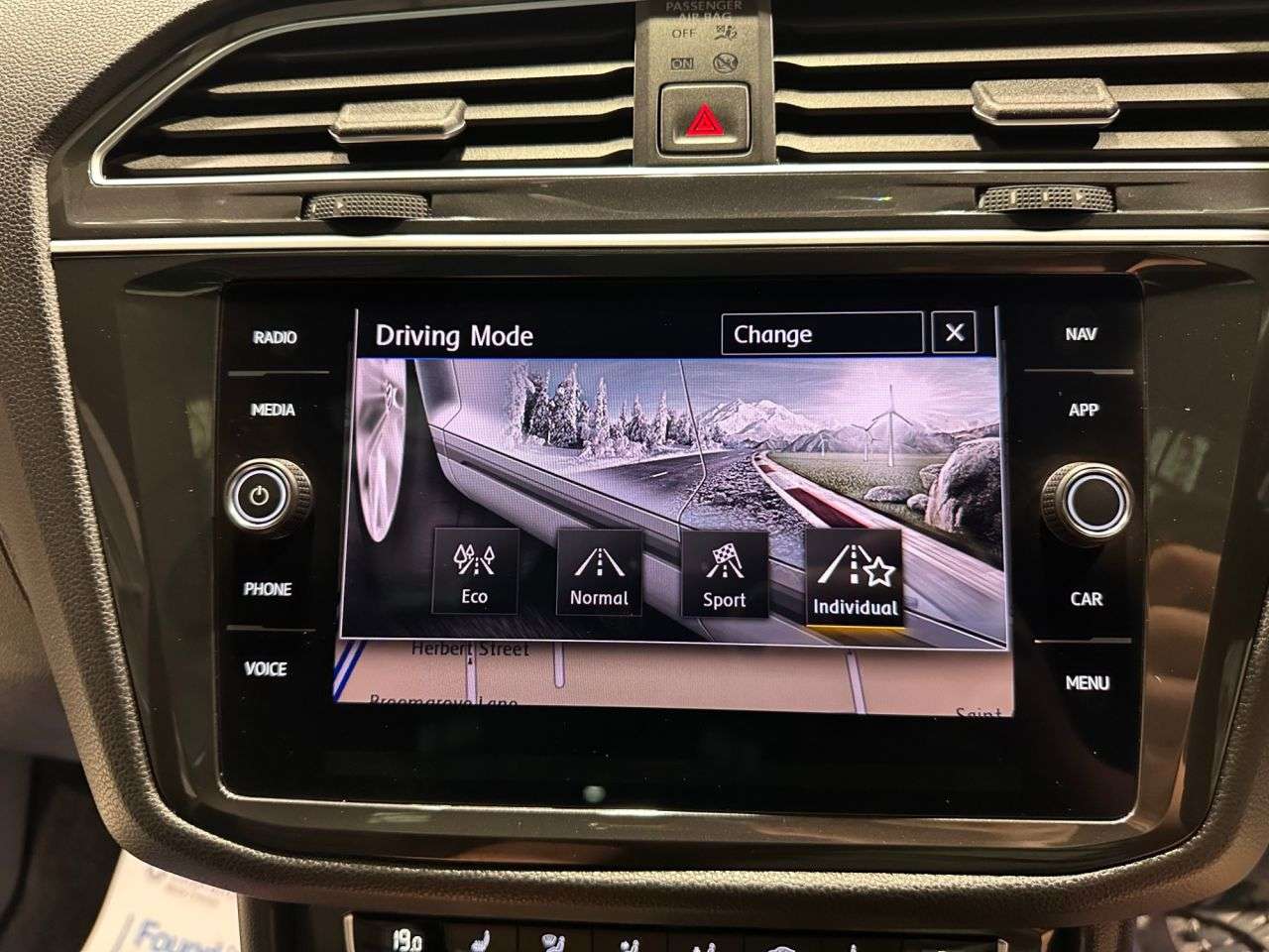 2019 VOLKSWAGEN TIGUAN 2019 VOLKSWAGEN TIGUAN