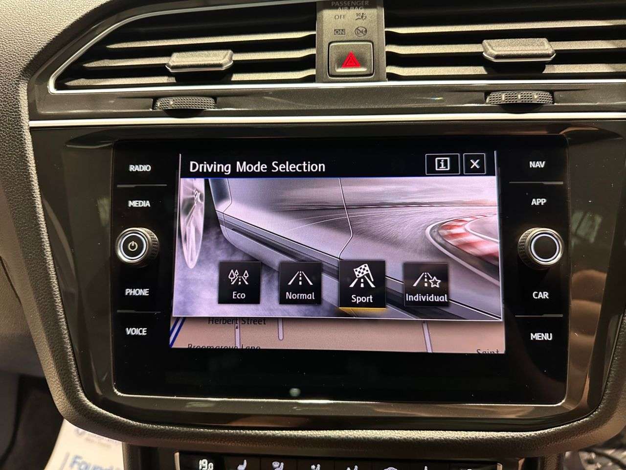 2019 VOLKSWAGEN TIGUAN 2019 VOLKSWAGEN TIGUAN