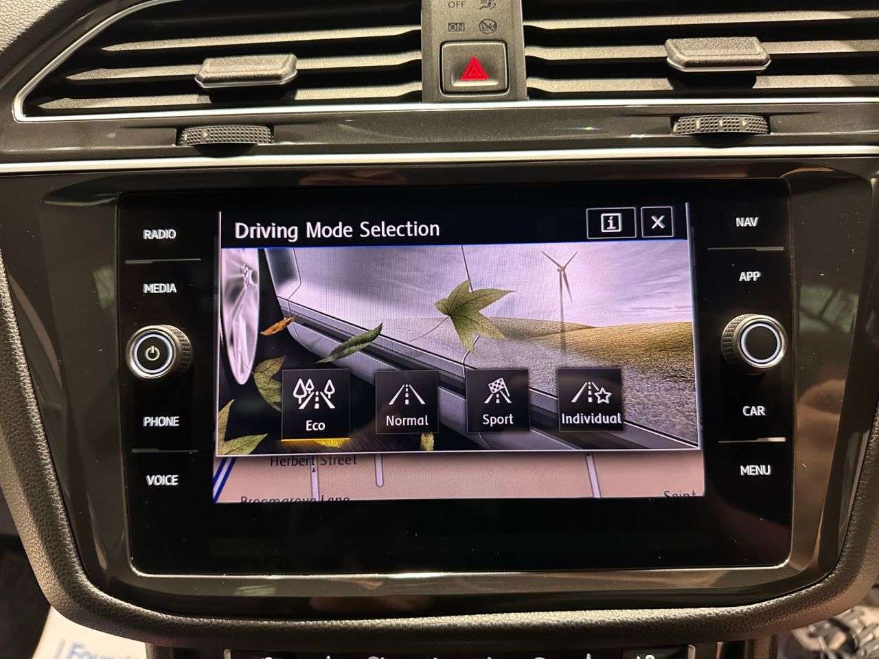 2019 VOLKSWAGEN TIGUAN 2019 VOLKSWAGEN TIGUAN
