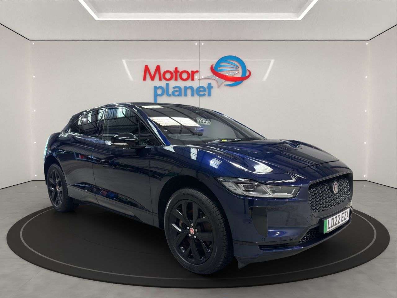 A 2022 JAGUAR I-PACE 400 90kWh Black SUV 5dr Electric Auto 4WD (400 ps) A 2022 JAGUAR I-PACE 400 90kWh Black SUV 5dr Electric Auto 4WD (400 ps)
