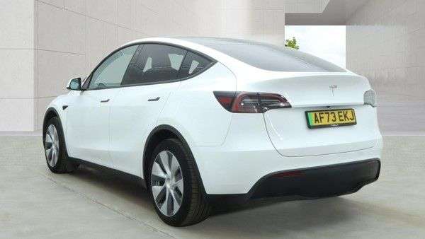 2023 TESLA MODEL Y 2023 TESLA MODEL Y