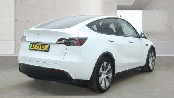 2023 TESLA MODEL Y 2023 TESLA MODEL Y