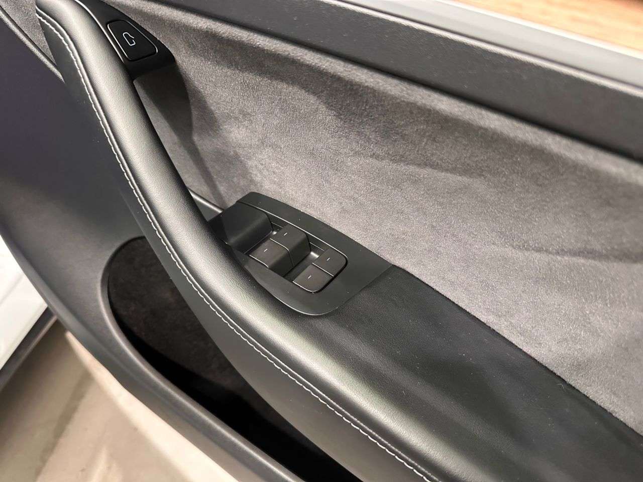 2023 TESLA MODEL Y 2023 TESLA MODEL Y