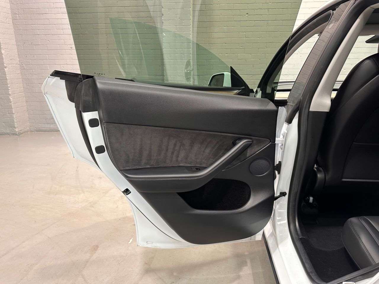2023 TESLA MODEL Y 2023 TESLA MODEL Y