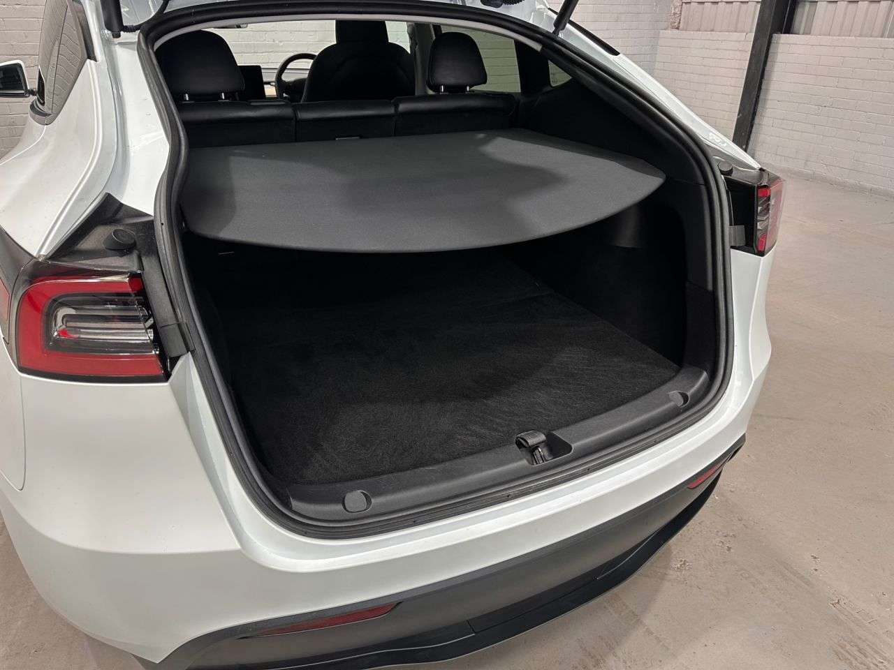 2023 TESLA MODEL Y 2023 TESLA MODEL Y