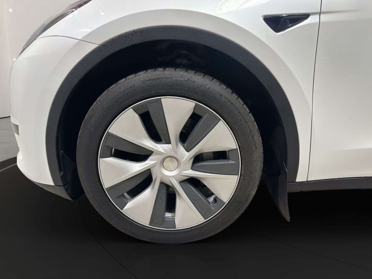 2023 TESLA MODEL Y 2023 TESLA MODEL Y