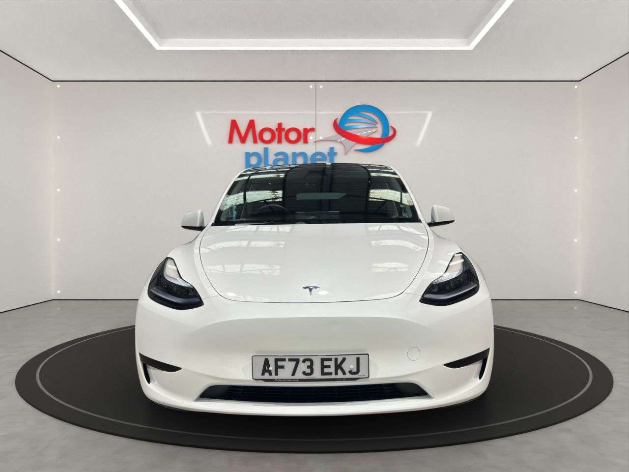 A 2023 TESLA MODEL Y SUV 5dr Electric Auto RWD (346 ps) A 2023 TESLA MODEL Y SUV 5dr Electric Auto RWD (346 ps)