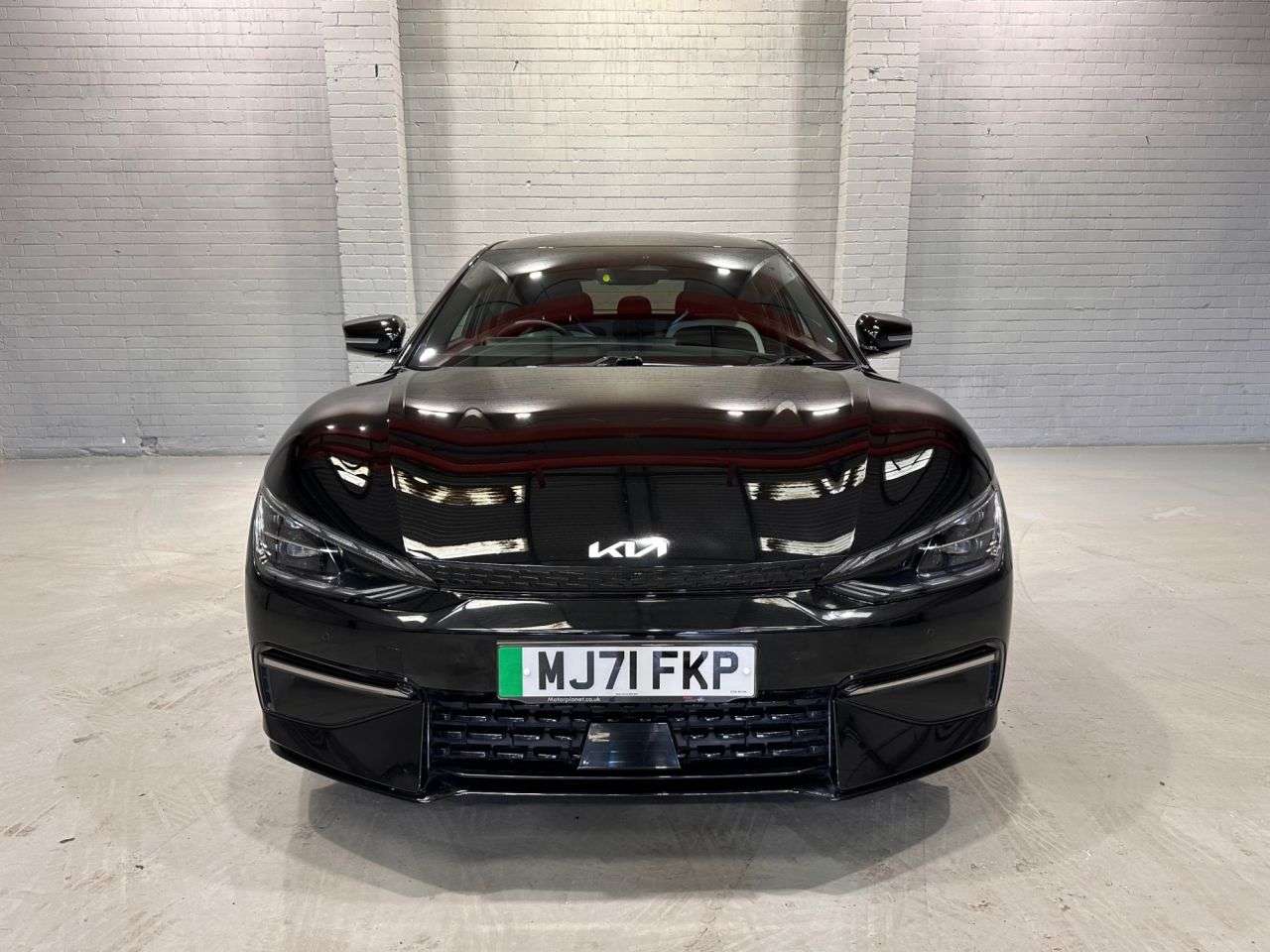 A 2021 KIA EV6 77.4kWh GT-Line Hatchback 5dr Electric Auto (225 bhp) A 2021 KIA EV6 77.4kWh GT-Line Hatchback 5dr Electric Auto (225 bhp)