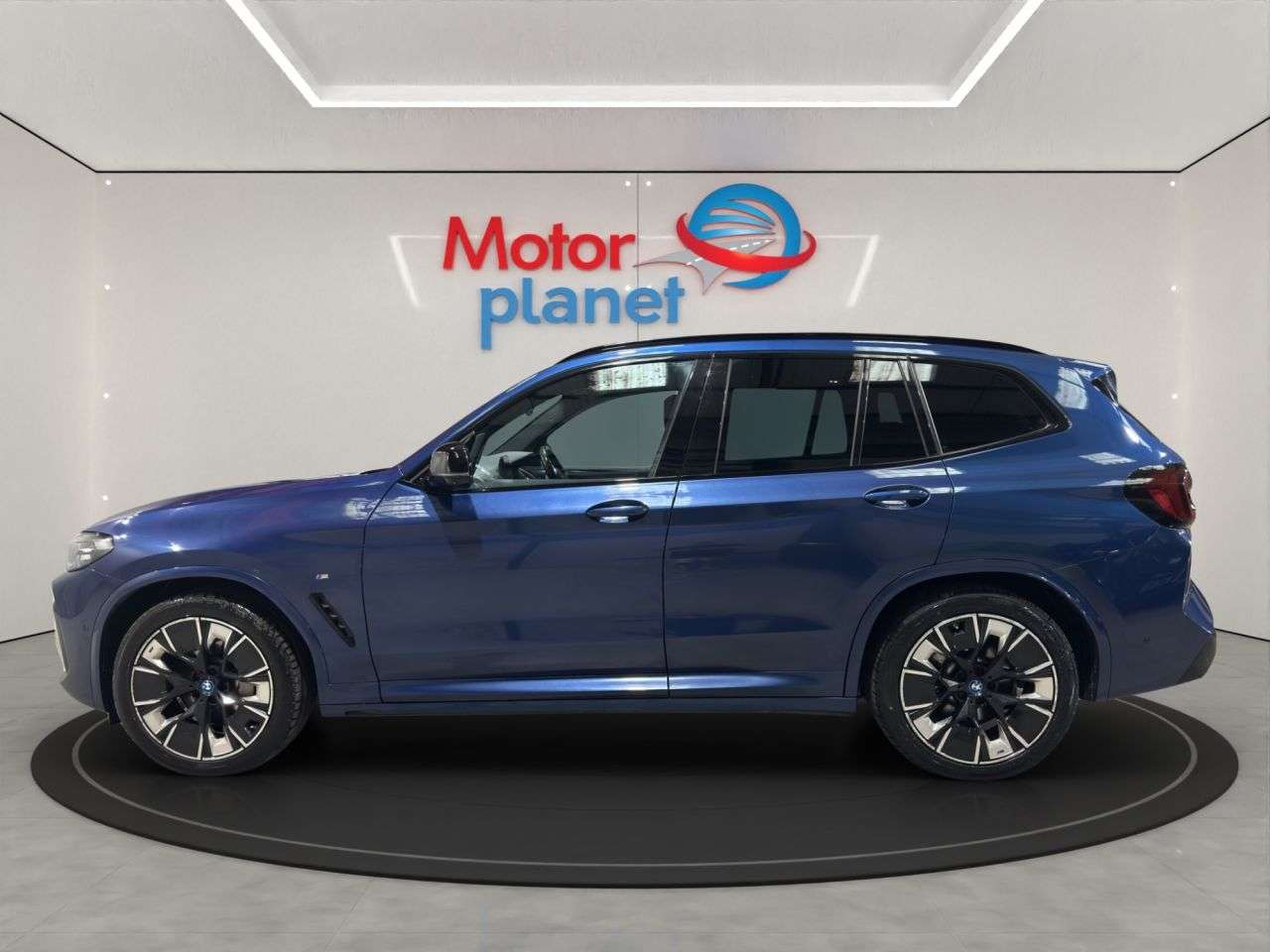 A 2023 BMW IX3 80kWh M Sport Pro SUV 5dr Electric Auto (286 ps) A 2023 BMW IX3 80kWh M Sport Pro SUV 5dr Electric Auto (286 ps)