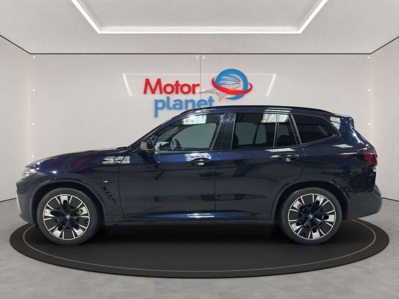 A 2022 BMW IX3 80kWh M Sport Pro SUV 5dr Electric Auto (286 ps) A 2022 BMW IX3 80kWh M Sport Pro SUV 5dr Electric Auto (286 ps)
