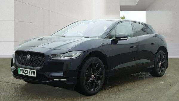 A 2023 JAGUAR I-PACE 400 90kWh HSE Black SUV 5dr Electric Auto 4WD (400 ps) A 2023 JAGUAR I-PACE 400 90kWh HSE Black SUV 5dr Electric Auto 4WD (400 ps)
