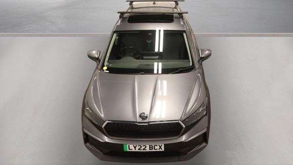 A 2022 SKODA ENYAQ iV 62kWh 60 SUV 5dr Electric Auto (DC120kW) (179 ps) A 2022 SKODA ENYAQ iV 62kWh 60 SUV 5dr Electric Auto (DC120kW) (179 ps)