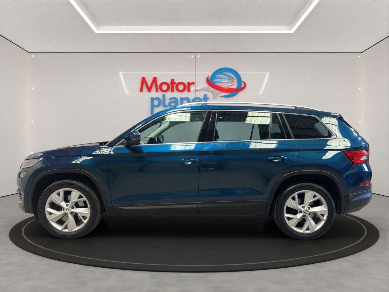 A 2017 SKODA KODIAQ 2.0 TDI Edition SUV 5dr Diesel DSG 4WD Euro 6 (s/s) (7 Seat) (190 ps) A 2017 SKODA KODIAQ 2.0 TDI Edition SUV 5dr Diesel DSG 4WD Euro 6 (s/s) (7 Seat) (190 ps)