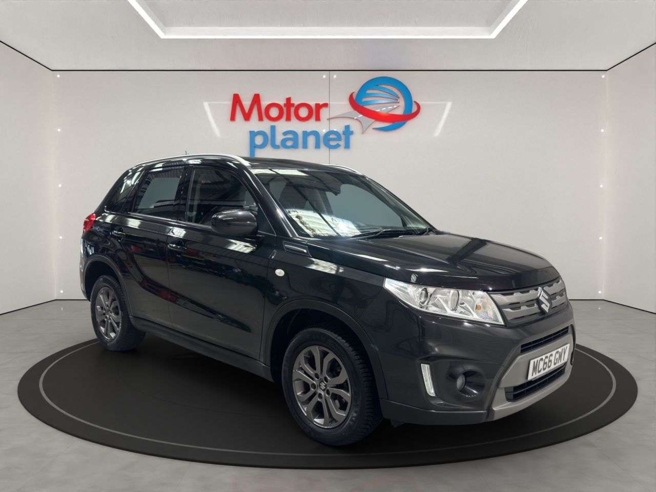 A 2017 SUZUKI VITARA 1.6 SZ4 SUV 5dr Petrol Manual Euro 6 (s/s) (120 ps) A 2017 SUZUKI VITARA 1.6 SZ4 SUV 5dr Petrol Manual Euro 6 (s/s) (120 ps)