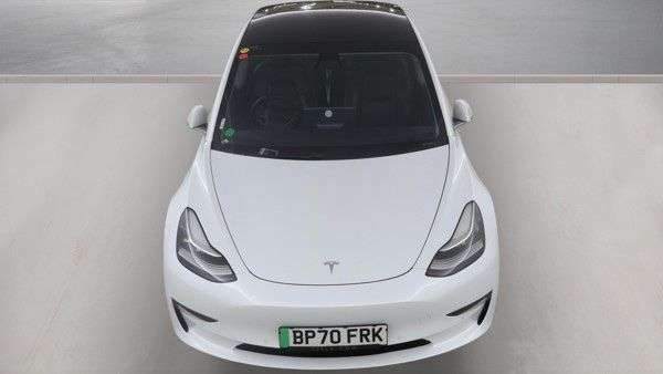 A 2021 TESLA MODEL 3 (Dual Motor) Performance Saloon 4dr Electric Auto 4WDE (Performance Upgrade A 2021 TESLA MODEL 3 (Dual Motor) Performance Saloon 4dr Electric Auto 4WDE (Performance Upgrade