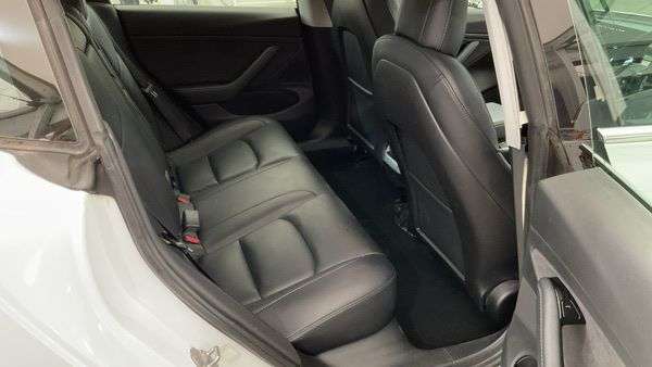 2021 TESLA MODEL 3 2021 TESLA MODEL 3