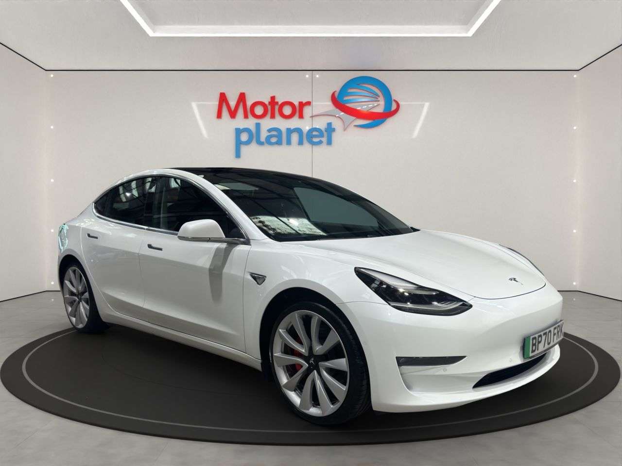 A 2021 TESLA MODEL 3 (Dual Motor) Performance Saloon 4dr Electric Auto 4WDE (Performance Upgrade A 2021 TESLA MODEL 3 (Dual Motor) Performance Saloon 4dr Electric Auto 4WDE (Performance Upgrade