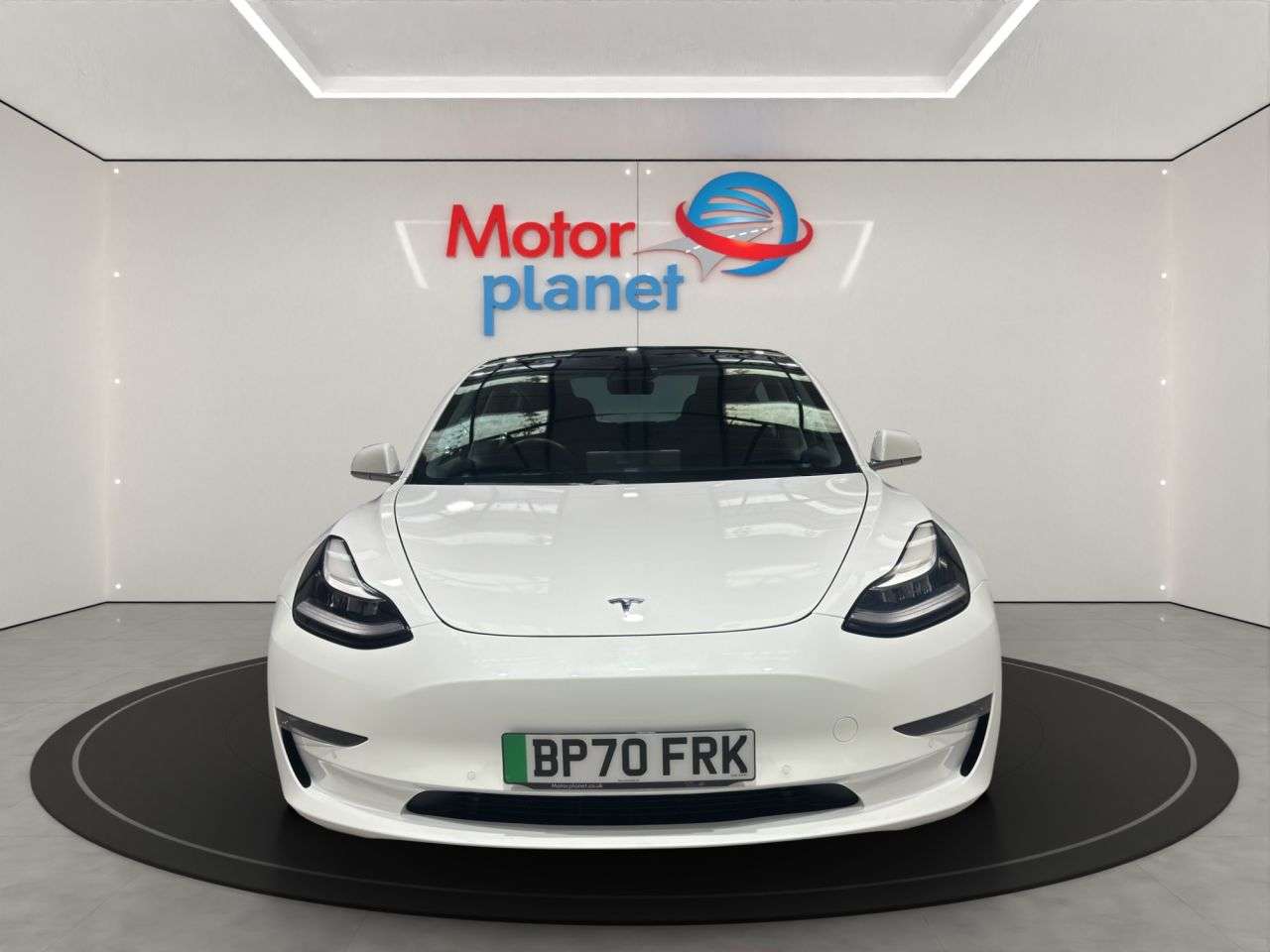 A 2021 TESLA MODEL 3 (Dual Motor) Performance Saloon 4dr Electric Auto 4WDE (Performance Upgrade A 2021 TESLA MODEL 3 (Dual Motor) Performance Saloon 4dr Electric Auto 4WDE (Performance Upgrade