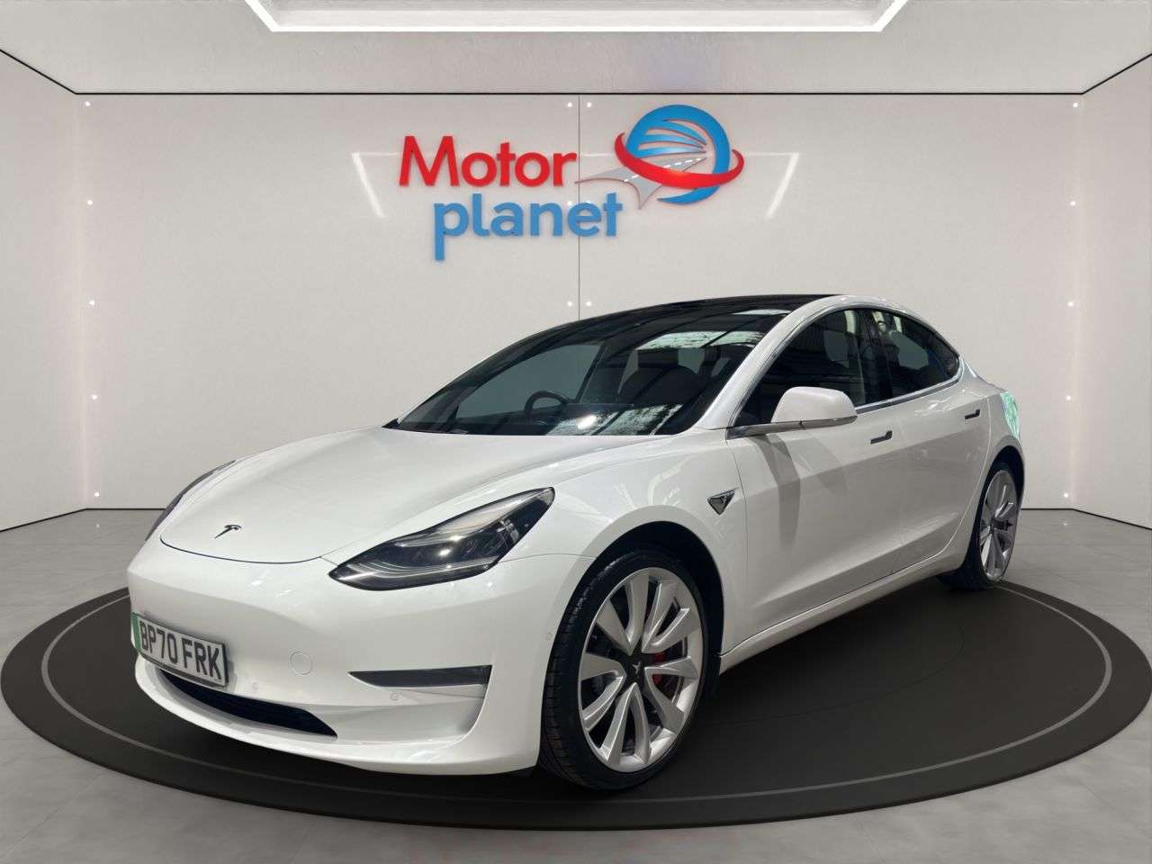 A 2021 TESLA MODEL 3 (Dual Motor) Performance Saloon 4dr Electric Auto 4WDE (Performance Upgrade A 2021 TESLA MODEL 3 (Dual Motor) Performance Saloon 4dr Electric Auto 4WDE (Performance Upgrade