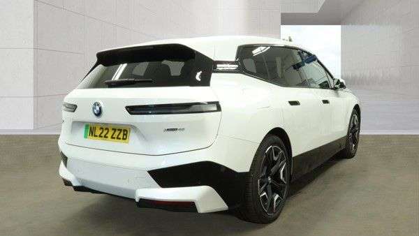 2022 BMW IX 2022 BMW IX