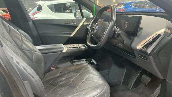 2022 BMW IX 2022 BMW IX