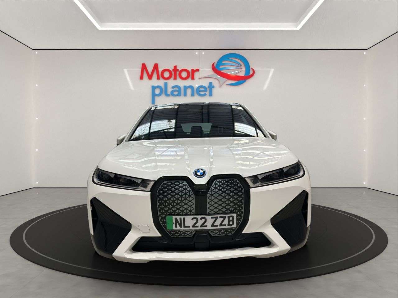 A 2022 BMW IX 40 76.6kWh M Sport SUV 5dr Electric Auto xDrive (326 ps) A 2022 BMW IX 40 76.6kWh M Sport SUV 5dr Electric Auto xDrive (326 ps)