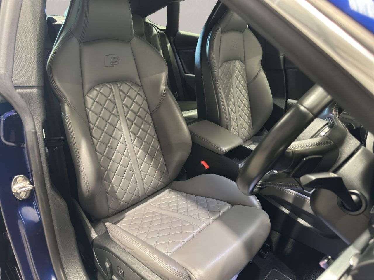 2017 AUDI S5 2017 AUDI S5