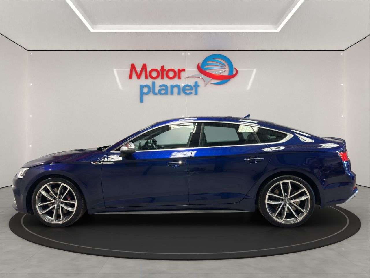 A 2017 AUDI S5 3.0 TFSI V6 Sportback 5dr Petrol Tiptronic quattro Euro 6 (s/s) (354 ps) A 2017 AUDI S5 3.0 TFSI V6 Sportback 5dr Petrol Tiptronic quattro Euro 6 (s/s) (354 ps)