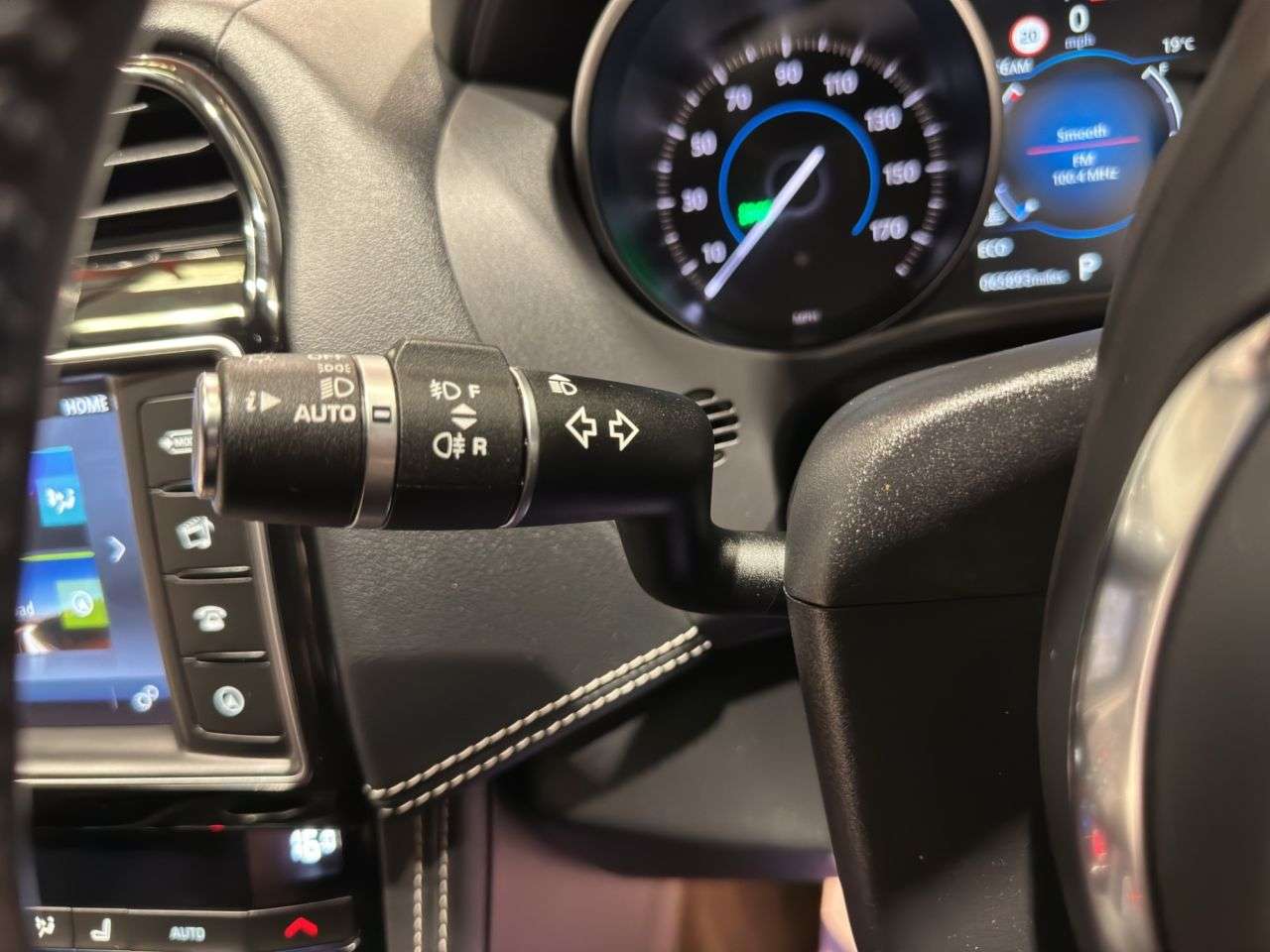 2017 JAGUAR F-PACE 2017 JAGUAR F-PACE