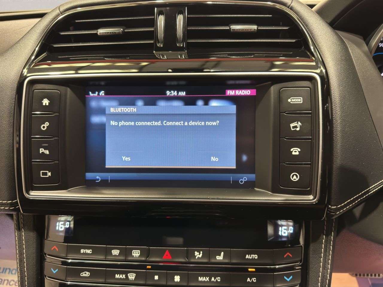 2017 JAGUAR F-PACE 2017 JAGUAR F-PACE