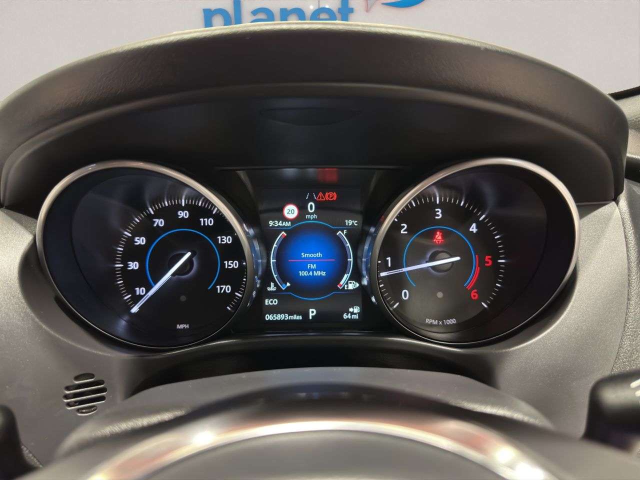 2017 JAGUAR F-PACE 2017 JAGUAR F-PACE