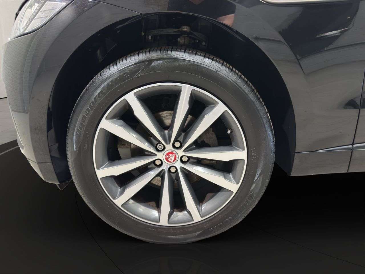 2017 JAGUAR F-PACE 2017 JAGUAR F-PACE